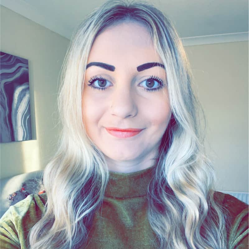 Holly Bruce, becg