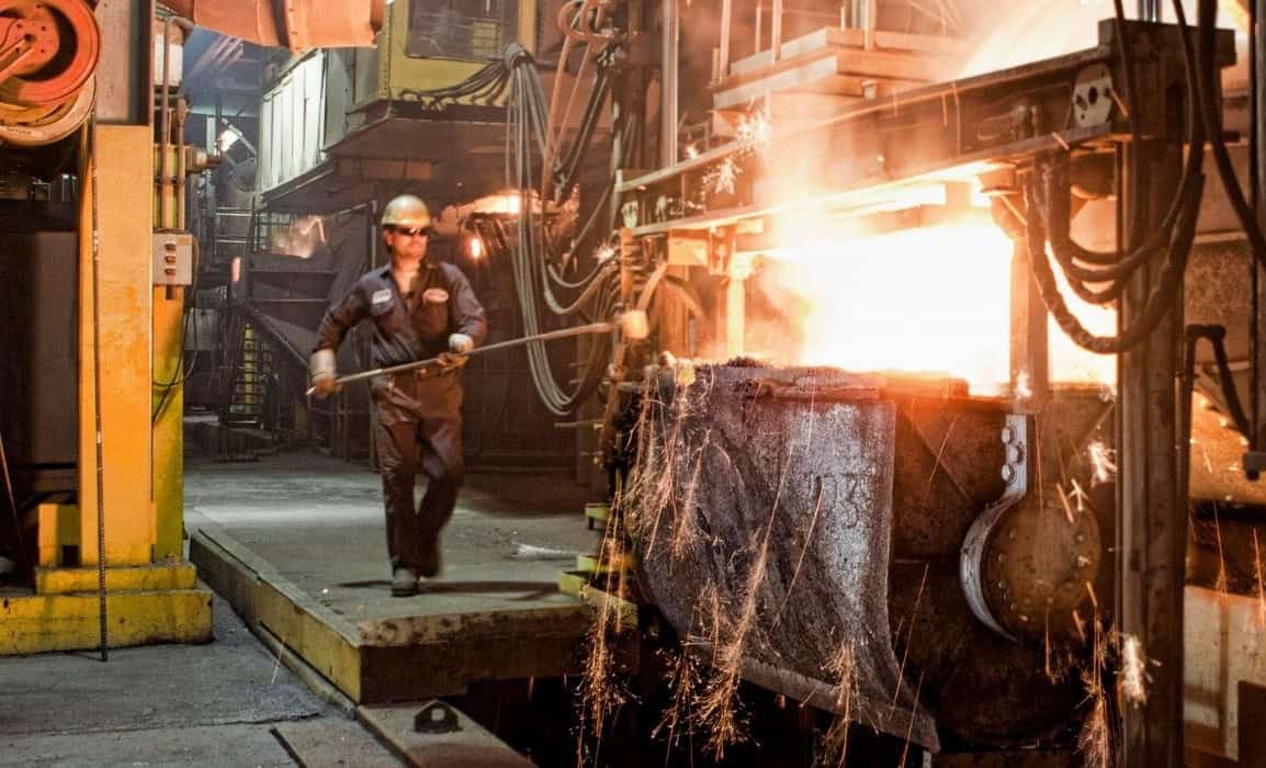 Waupaca Foundry Turns Conversations into Customers with Lead Forensics Chat